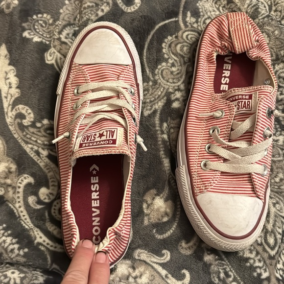 Converse Women’s Size 7 Red/White Stripe - Picture 3 of 7